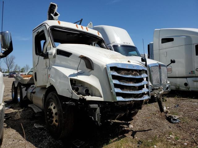  Salvage Freightliner Cascadia 1