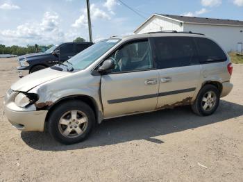  Salvage Dodge Caravan