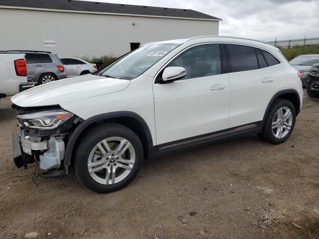  Salvage Mercedes-Benz GLA