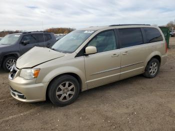  Salvage Chrysler Minivan