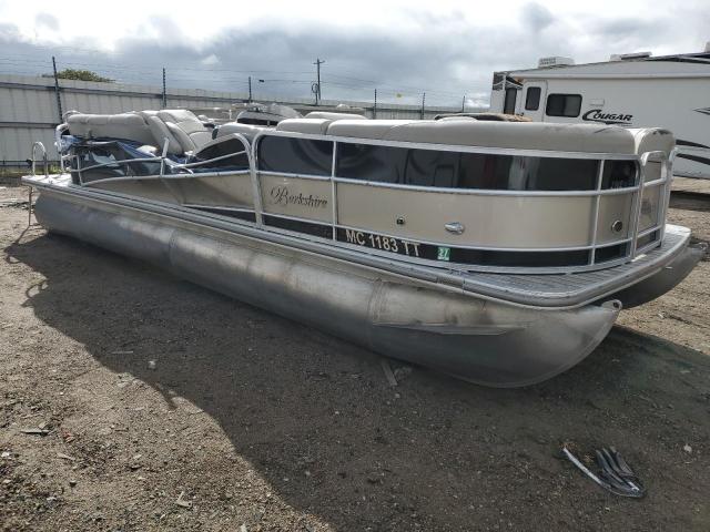  Salvage Berk Pontoon