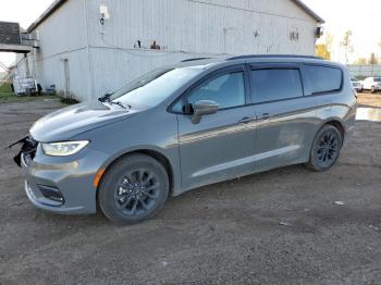  Salvage Chrysler Pacifica