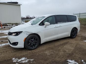  Salvage Chrysler Pacifica