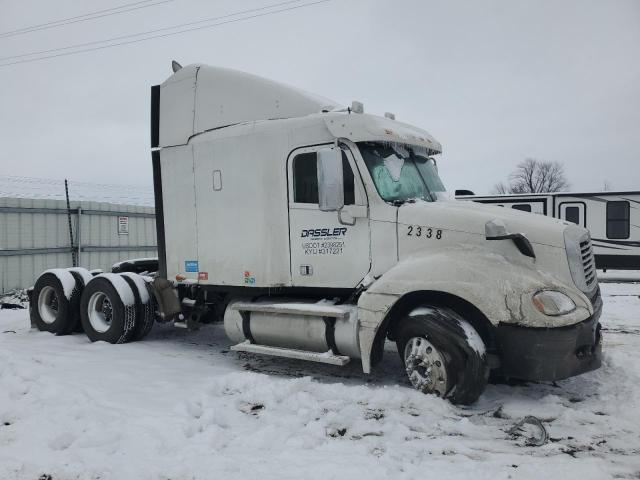  Salvage Freightliner Columbia