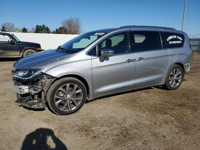  Salvage Chrysler Pacifica