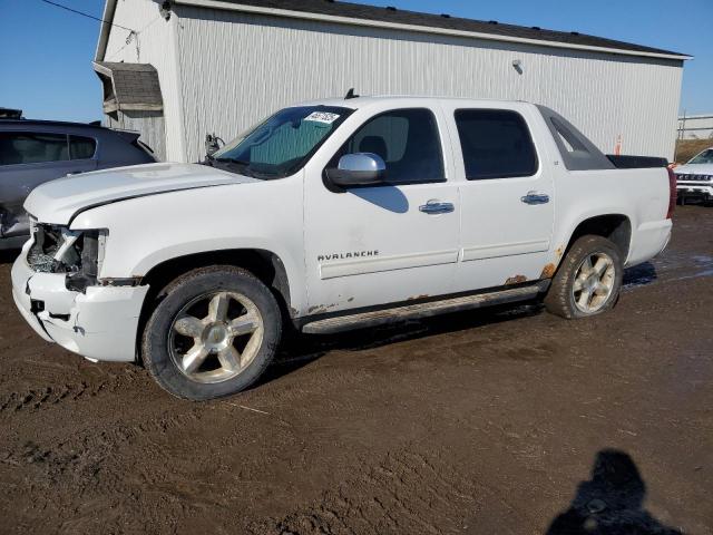  Salvage Chevrolet Avalanche