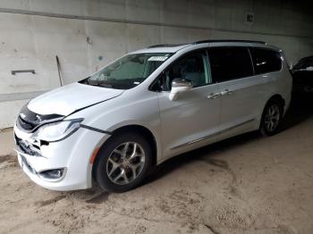  Salvage Chrysler Pacifica