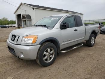  Salvage Nissan Titan