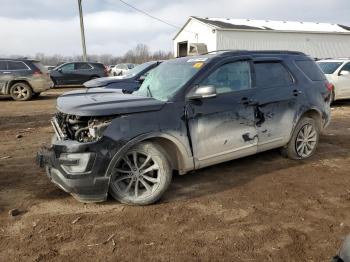 Salvage Ford Explorer