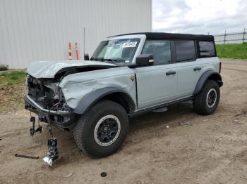  Salvage Ford Bronco