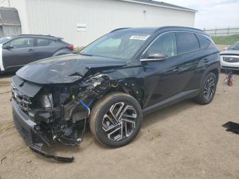  Salvage Hyundai TUCSON