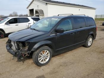  Salvage Dodge Caravan