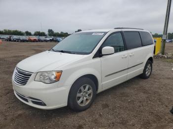  Salvage Chrysler Minivan