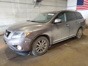  Salvage Nissan Pathfinder