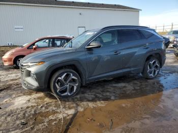  Salvage Hyundai TUCSON