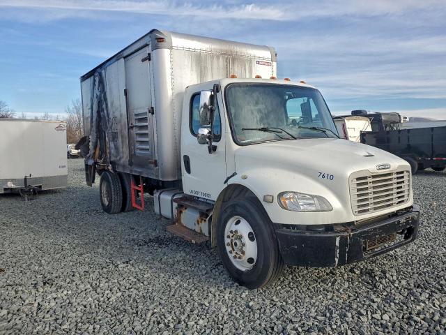  Salvage Freightliner M2 106 Med