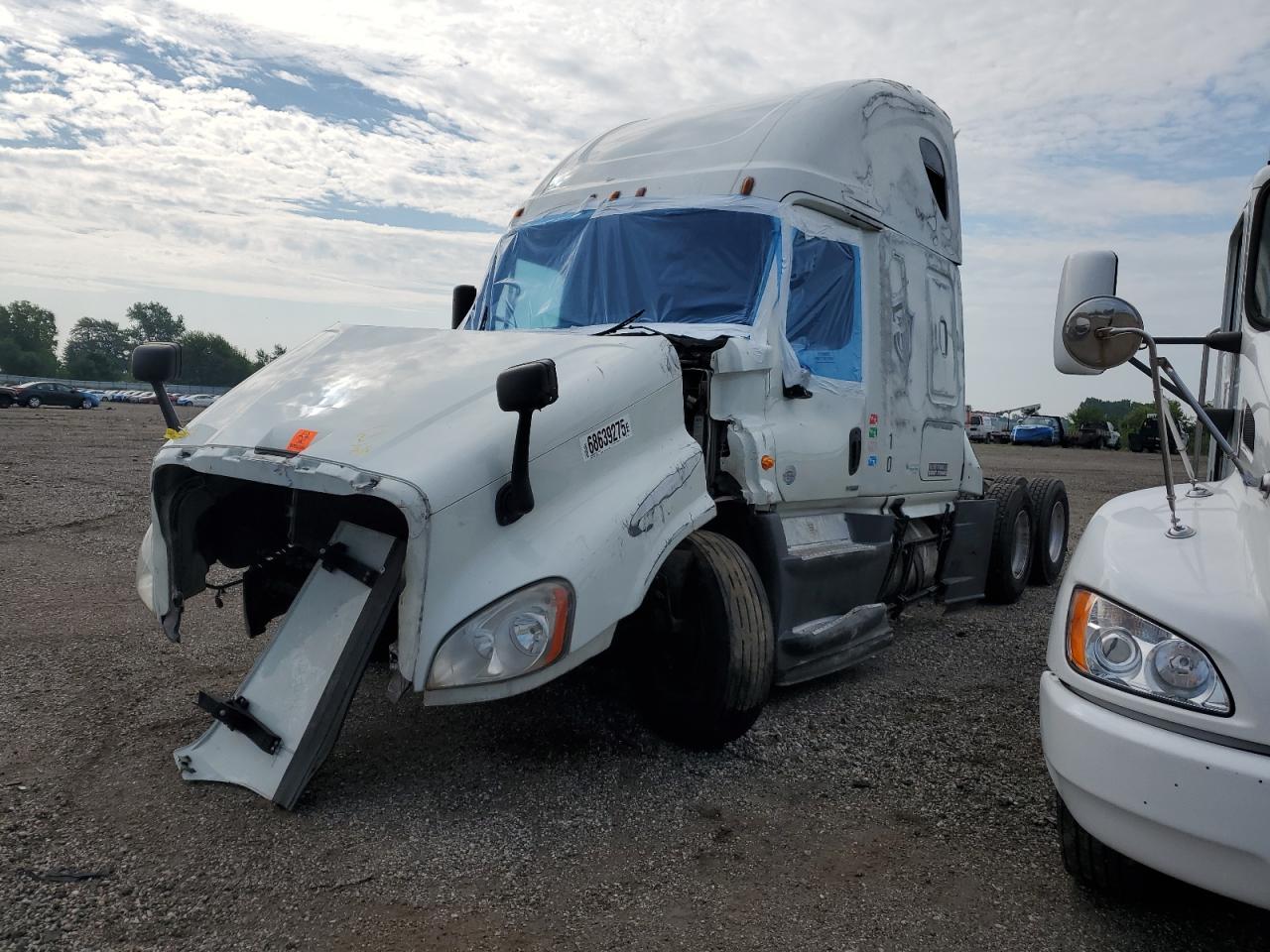 Freightliner Cascadia 1 Image 9