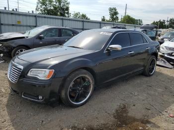  Salvage Chrysler 300