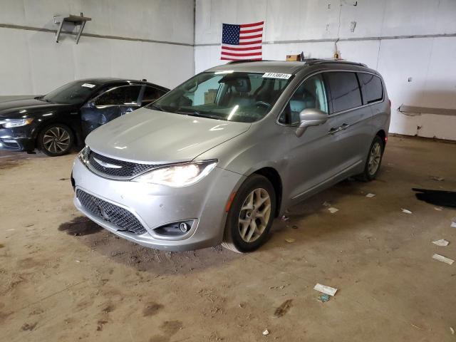  Salvage Chrysler Pacifica