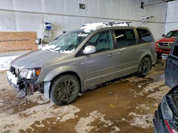 Salvage Dodge Caravan