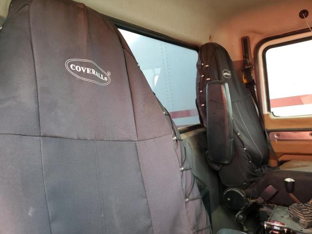 Mack Granite Image 8