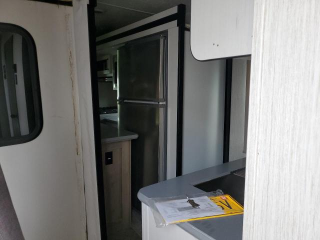 Puma Trailer Image 9