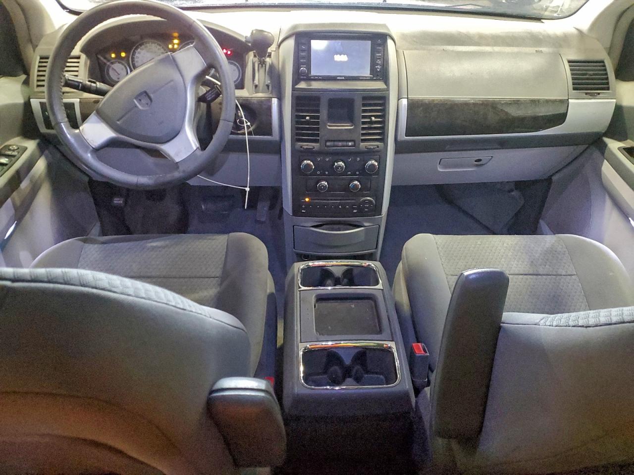 Dodge Caravan Sxt Image 6