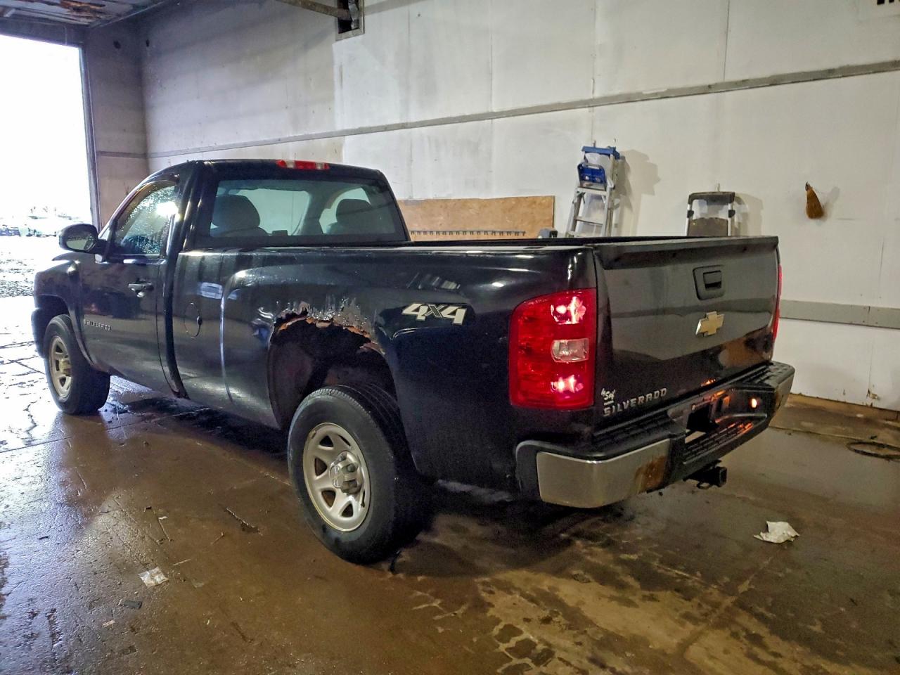 Chevrolet Silverado K1500 Image 5