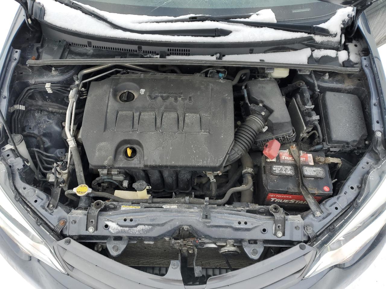 Toyota Corolla L Image 5