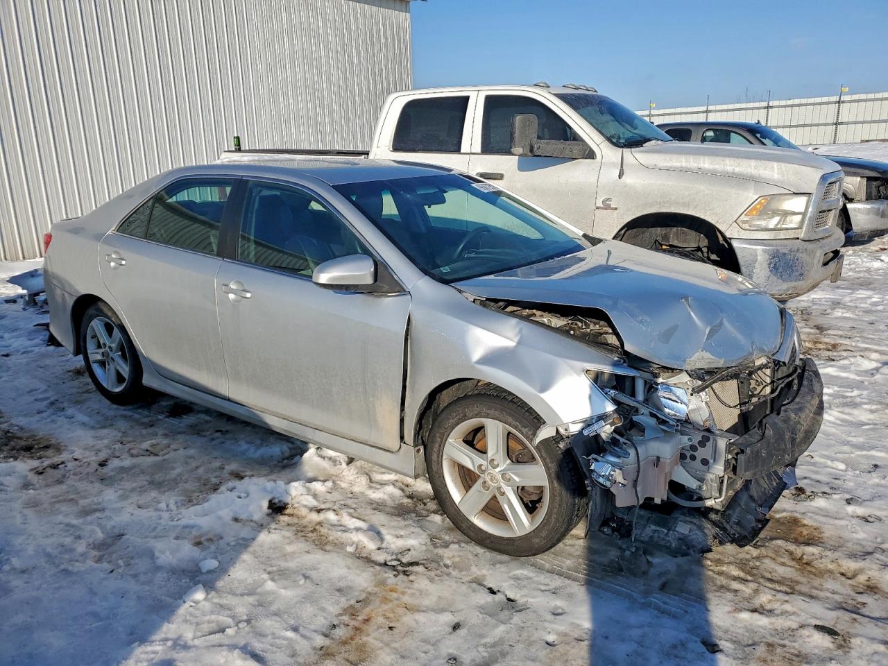 Toyota Camry Base Image 5