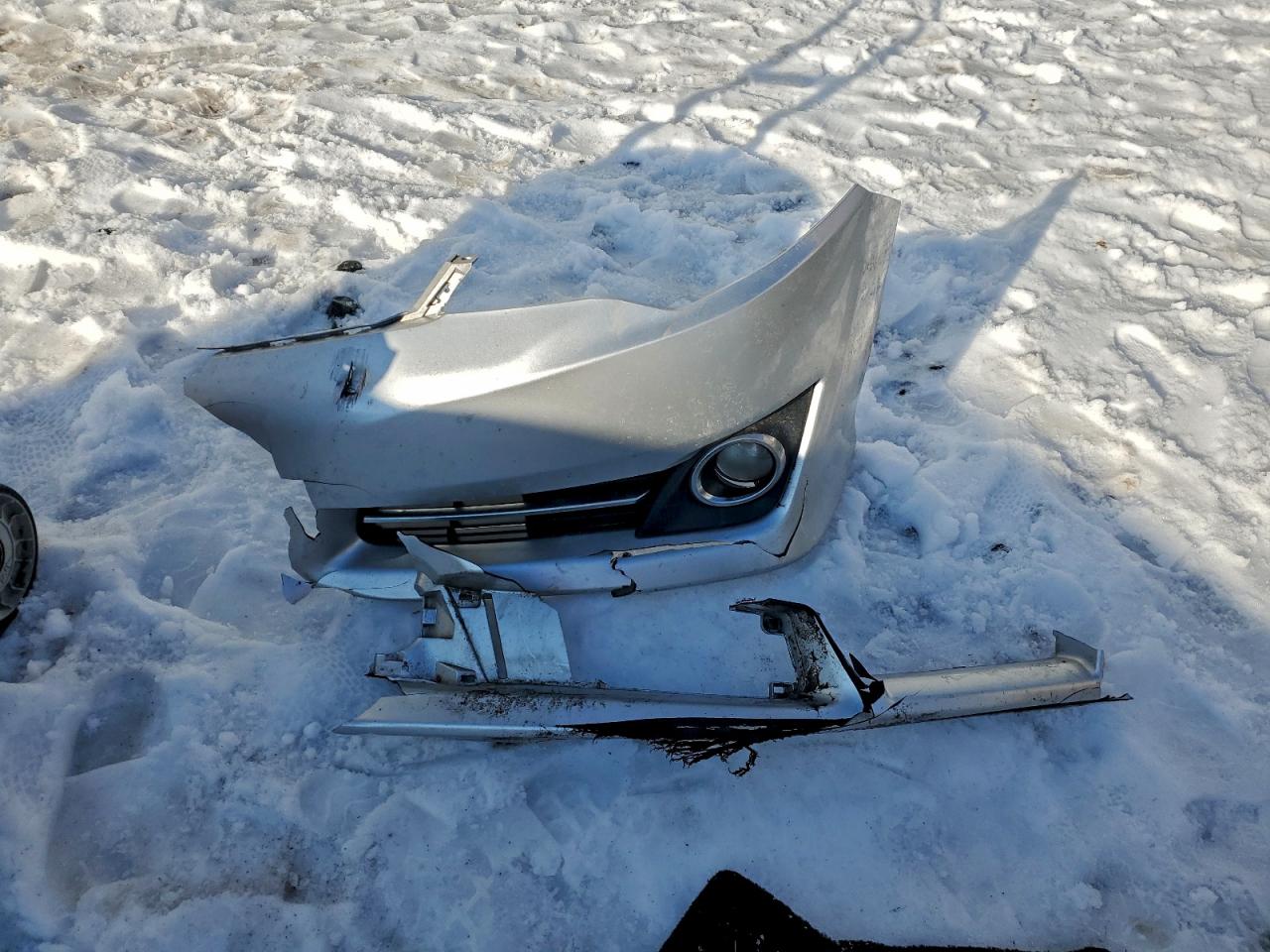 Toyota Camry Base Image 3