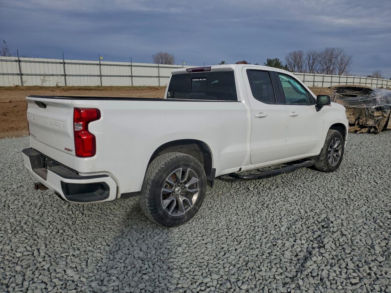 Chevrolet Silverado K1500 Rst Image 3