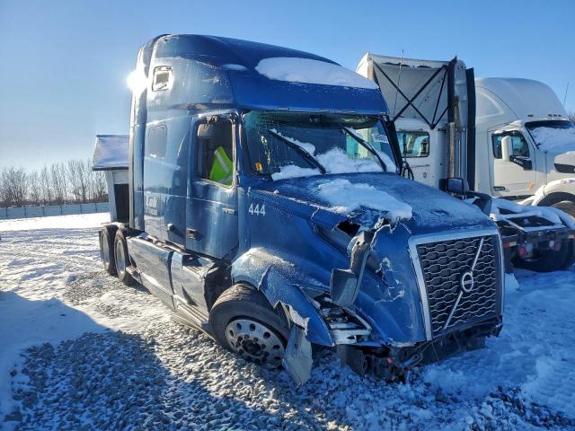  Salvage Volvo Vn