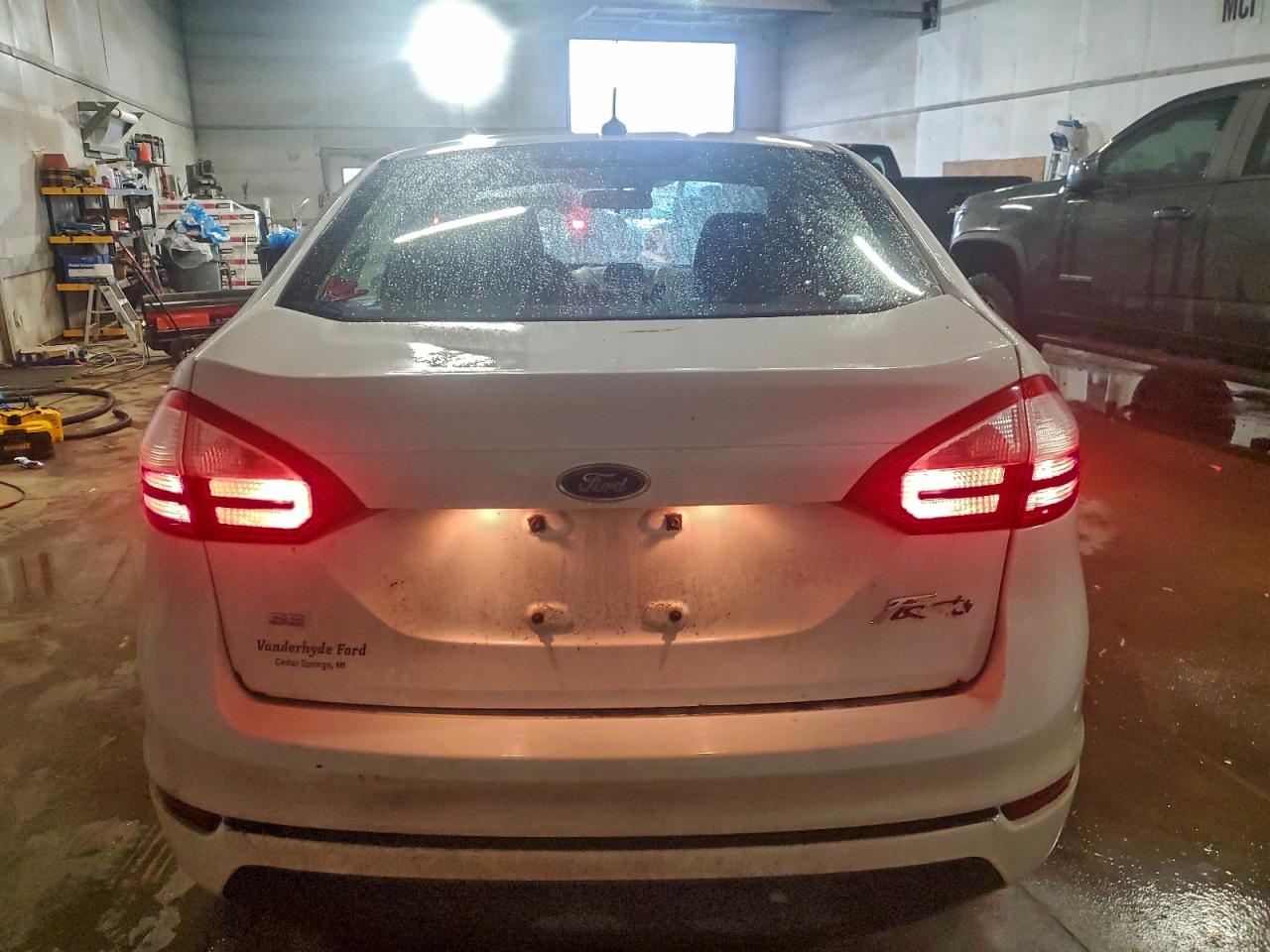 Ford Fiesta Se Image 11