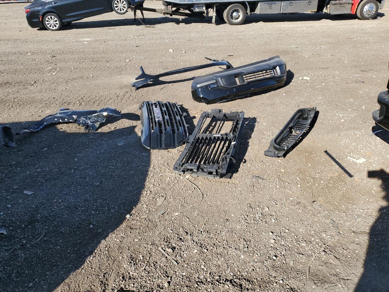 GMC Sierra K1500 Elevation-l Image 11