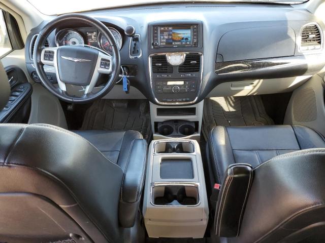 Chrysler Minivan Touring Image 5