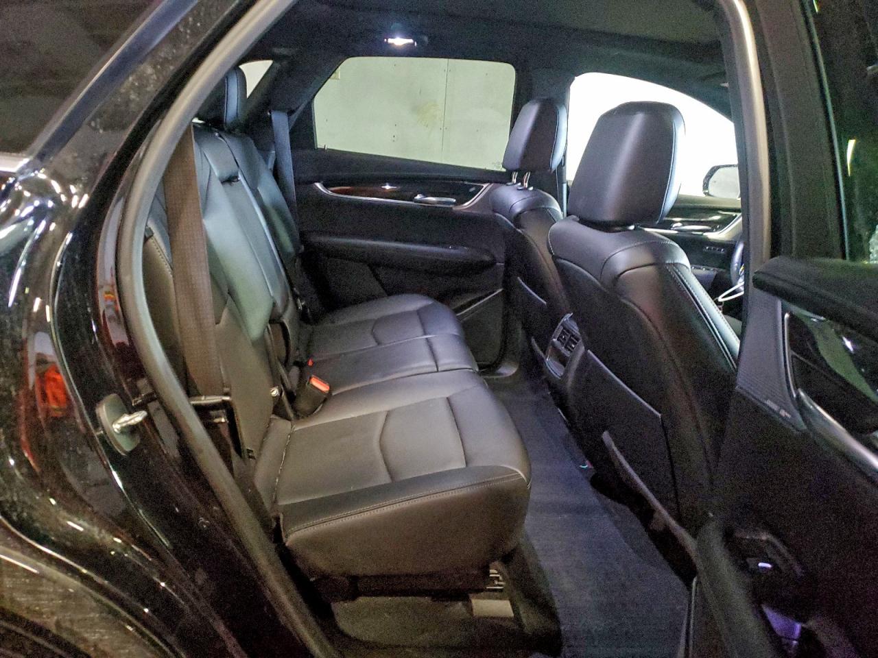 Cadillac XT5 Premium Luxury Image 11