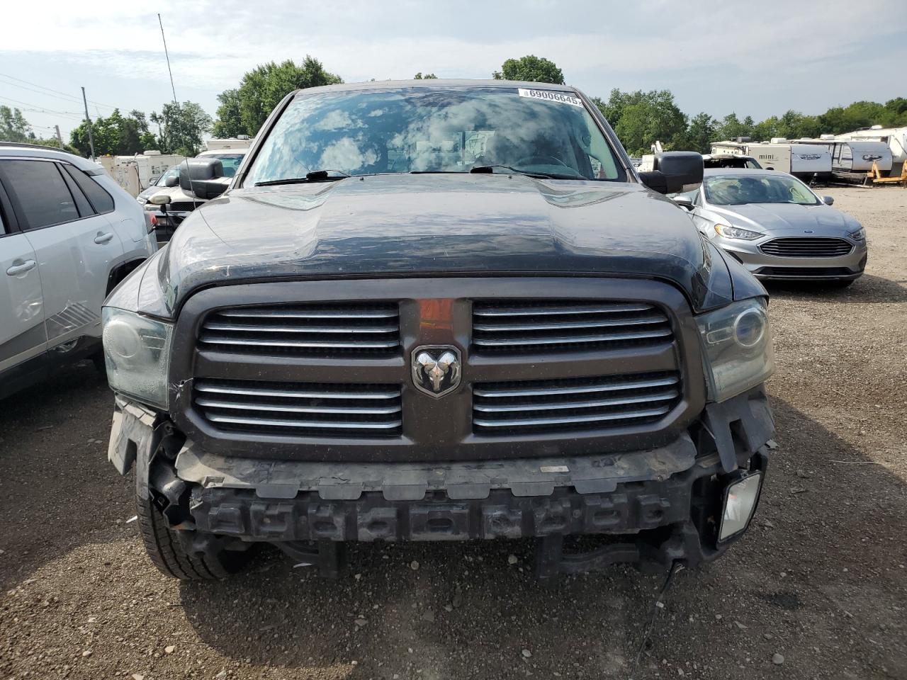 Ram 1500 Sport Image 3