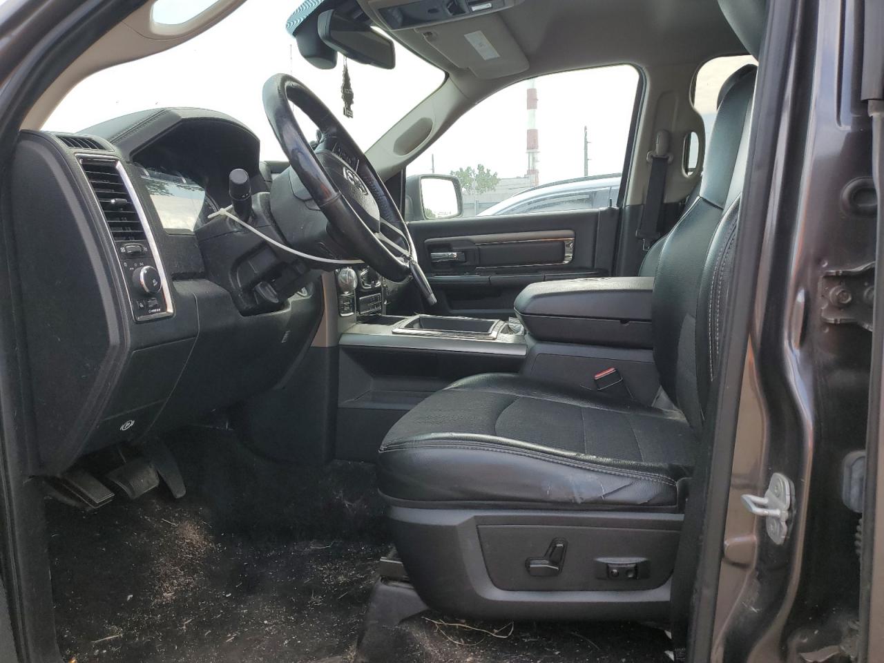 Ram 1500 Sport Image 10