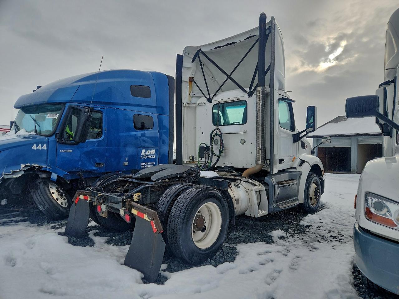 Peterbilt 579 Image 2