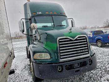  Salvage Mack 600 Cxu600