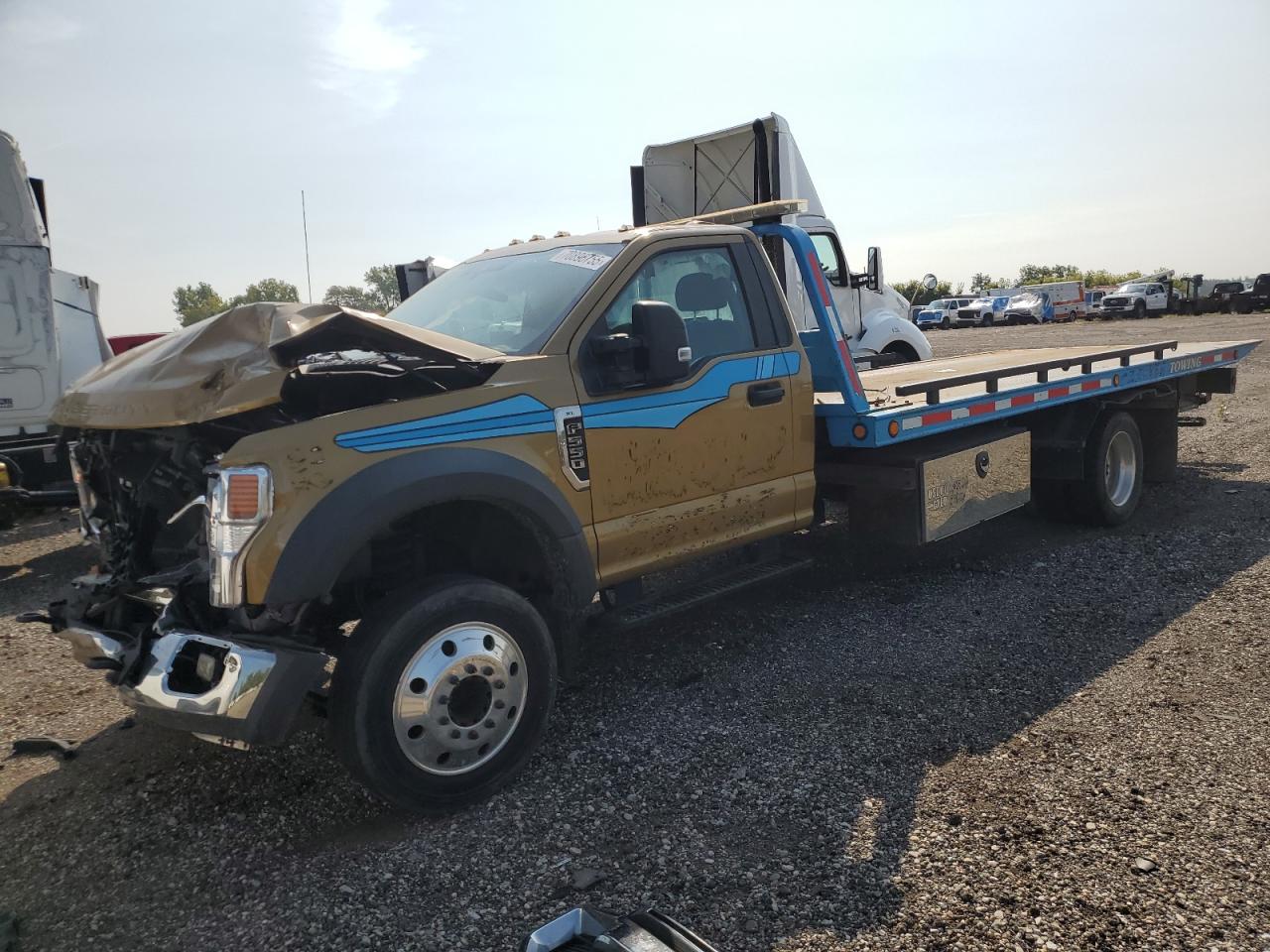 Ford F-550 Super Duty Image 1