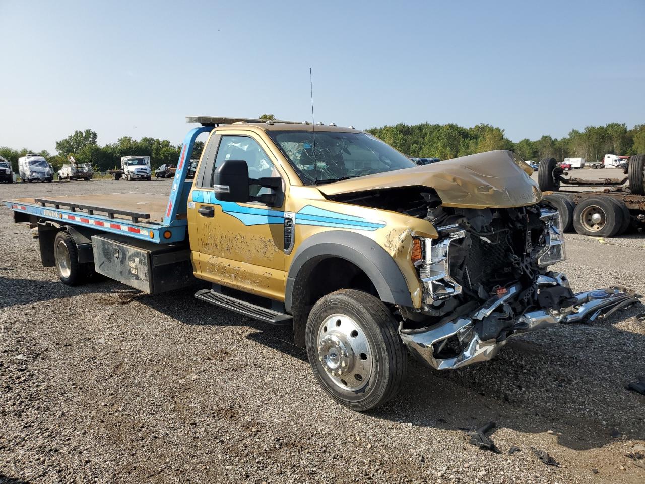Ford F-550 Super Duty Image 7