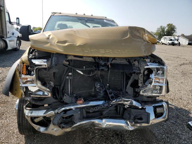 Ford F-550 Super Duty Image 8