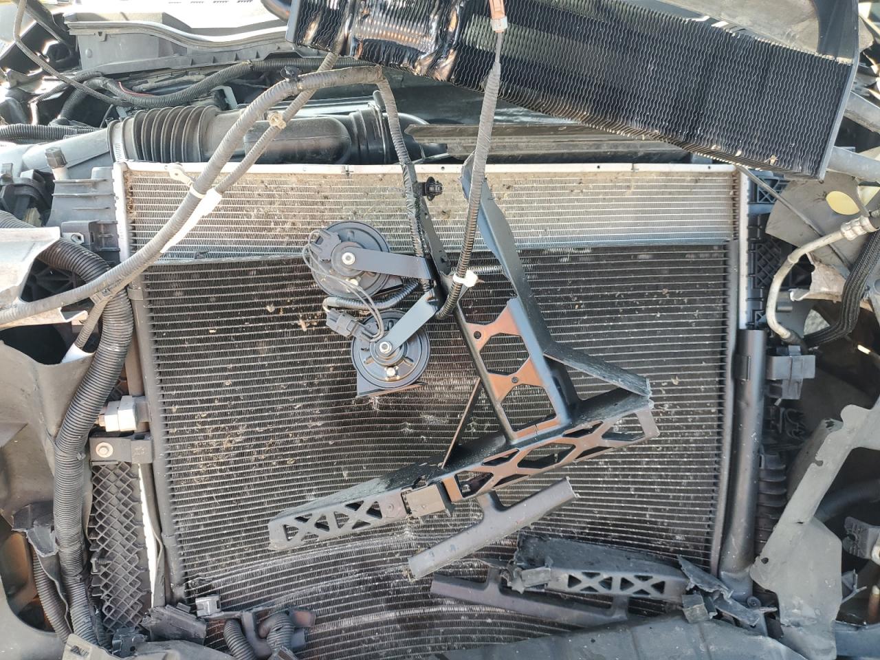 Ford F-550 Super Duty Image 13