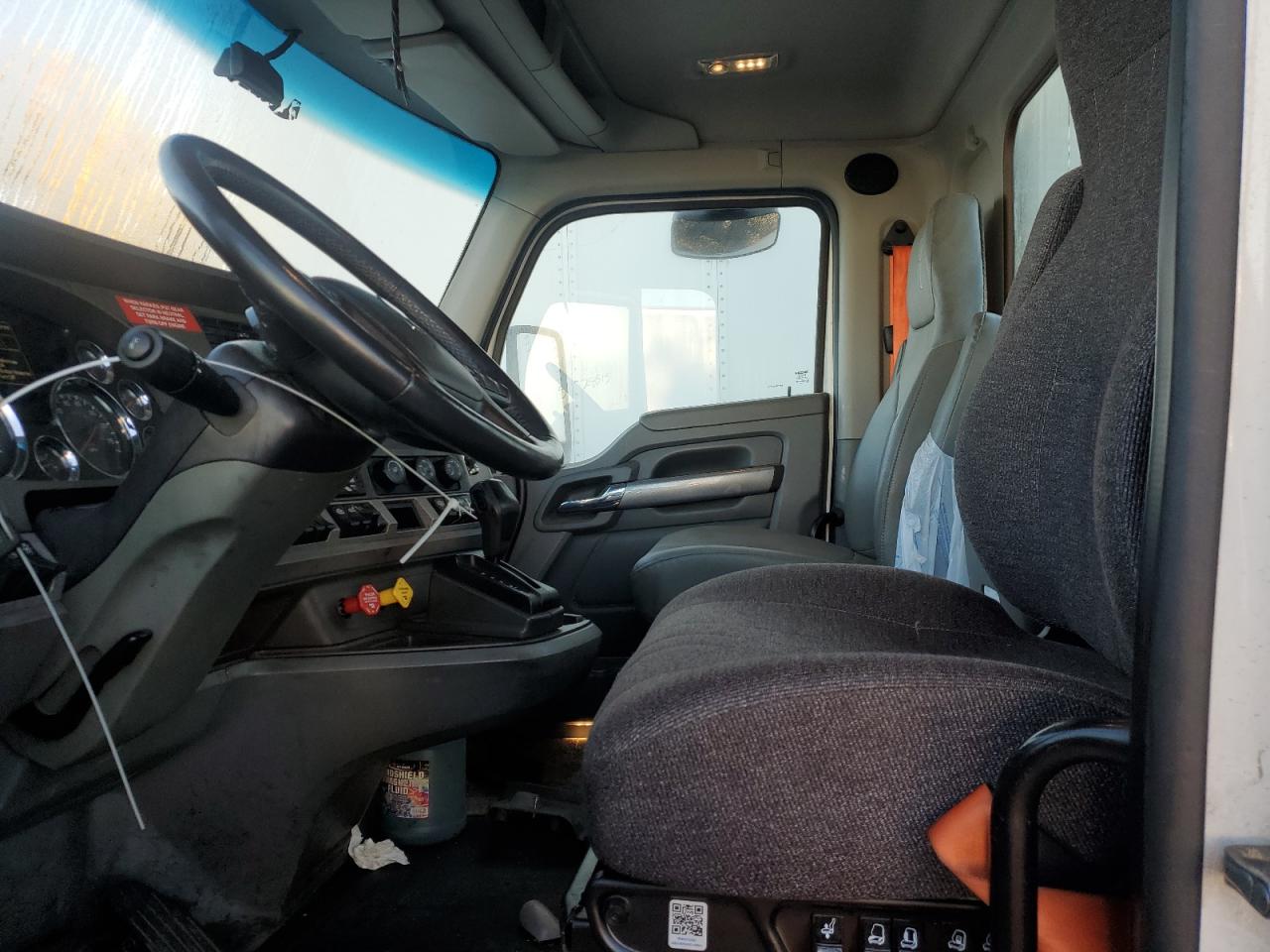 Kenworth Constructi T680 Image 3