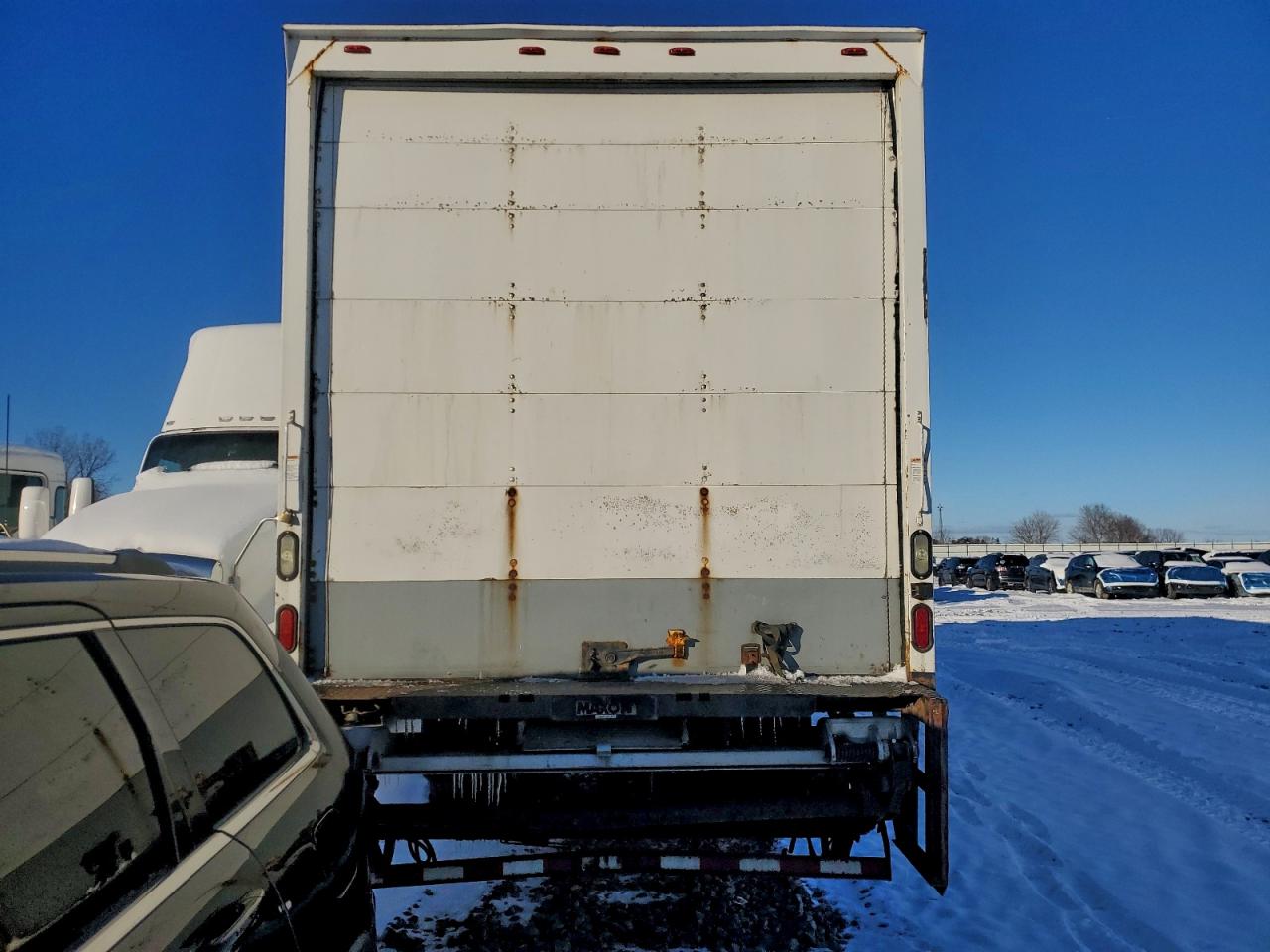 Freightliner M2 106 Medium Duty Image 9