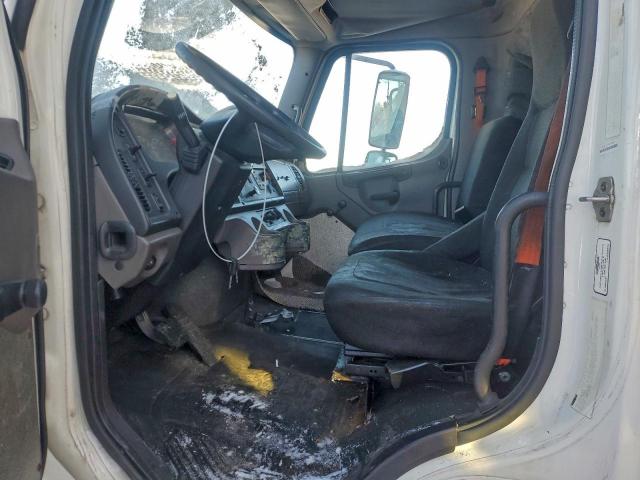 Freightliner M2 106 Medium Duty Image 10