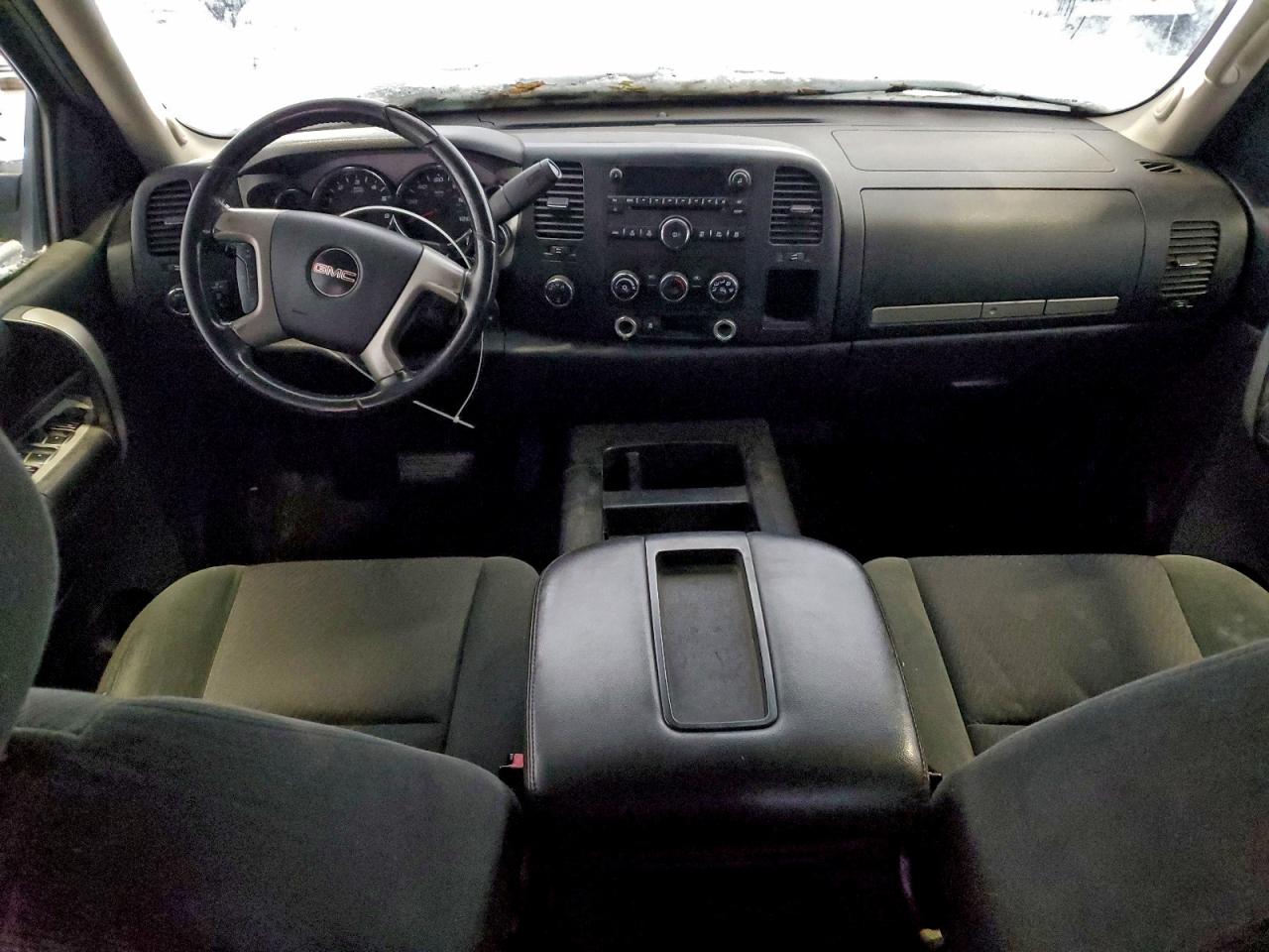 GMC Sierra K1500 Image 3