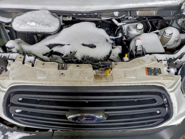 Ford Transit T-250 Image 8